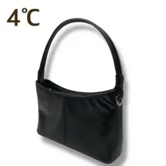 【極美品】4℃ 本革 ワンショルダー 黒バッグ 肩掛け◎ 上品デザイン