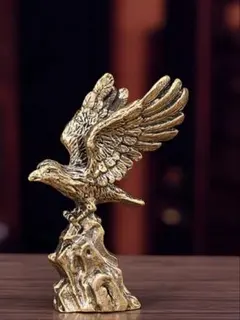 2026年最新】鷹のオブジェの人気アイテム - メルカリ