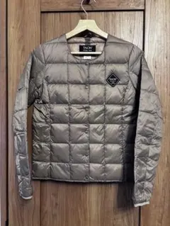 タイオン ダウンジャケット