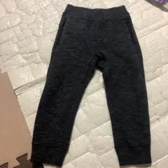 UNIQLO キッズ 長ズボン 110センチ　ダークグレー