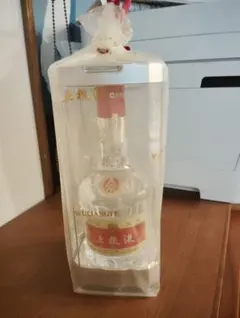 Wuliangye 白酒 透明ケース入り Wuliangye 白酒 透明ケース入り