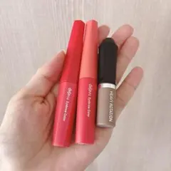 デジャヴュ　アイブロウカラー　ピンクブラウン・ナチュラルブラウン