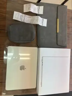 新古品　おまけ多数　MacBook Air M4 2025 13インチ