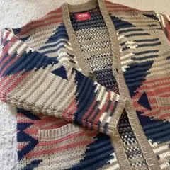 Item thumbnail for item d6378408-bc6e-41ee-9e34-659541842915