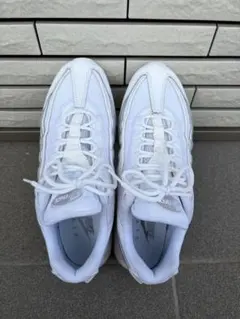 【美品】NIKE AIR MAX 95 ESSENTIAL ホワイト　27cmのサムネイル