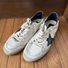 ゴールデングース　40 スニーカー