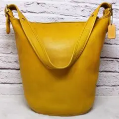 希少色✨オールドコーチ✨グラブタンレザー バケツ型 チャーム付 ショルダーバッグ