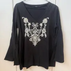 美品★AZUL BY MOUSSY Vネック長袖シャツM S