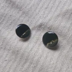 vintage 黒の丸型クリップ式イヤリング