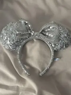 ミニーマウス カチューシャ ディズニー スパンコール シルバー