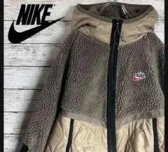 NIKE ワンポイントロゴ 刺繍 ボアジャケット