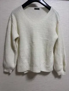 白　ニット　レディース　M