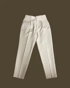 【GU】ベージュスラックス（Mサイズ）