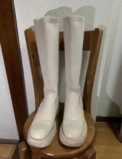 ミルクホワイト アイボリー　厚底 ロングブーツ