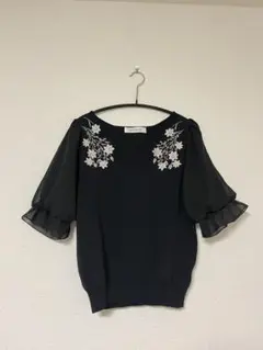 極美品✨　MISCH MASCH 黒 刺繍入り フリル袖 半袖トップス