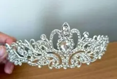 ティアラ　ブライダル