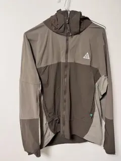 2025年最新】nike acg マウンテンパーカーの人気アイテム - メルカリ