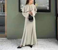 美品 niana ニアナ ドレス ワンピース М 結婚式 パーティー お呼ばれ