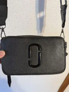 ブラック ショルダーバッグ