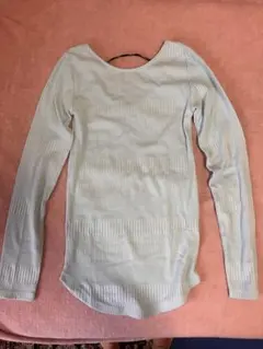 長袖ヨガウェア