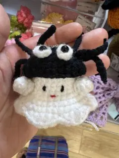 あみぐるみ キーホルダー 1 個　550円