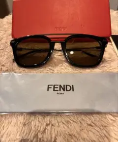 FENDI サングラス ズッカ柄 ホワイト×シルバー SL7516 楽天市場】【完売】フェンディ FENDI メンズ 靴 スニーカー ロゴ