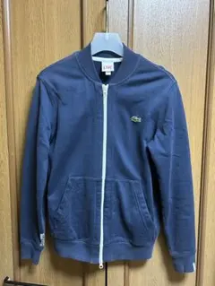 ジップパーカー