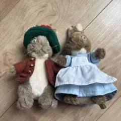 ピーターラビット　ぬいぐるみ　人形　2つセットのサムネイル