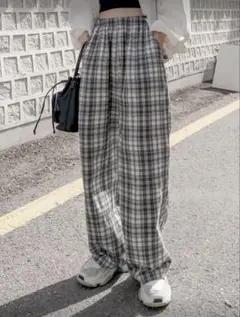 チェック柄ワイドパンツ