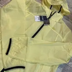 新品タグ付き　ヨネックス　ユニ　パーカー　M ウィンドブレーカー