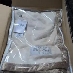 NIKKE シルク毛布 　シングル