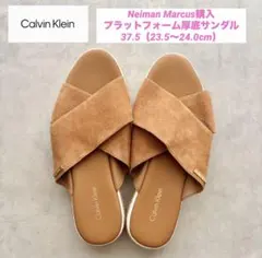 【日本未入荷】カルバンクライン♡プラットフォーム厚底サンダル♡37.5♡スエードのサムネイル