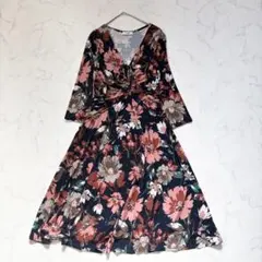 美品　EGERIE エジェリ　花柄ワンピース　Aライン　洗える　ギャザーのサムネイル