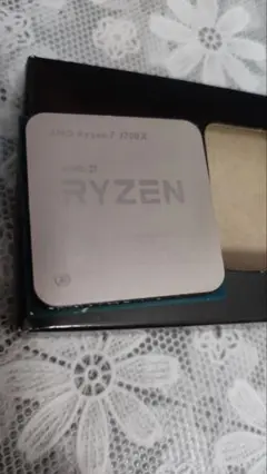 AMD Ryzen 7 3700X CPU