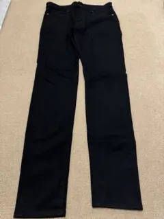 UNIQLO JEANS ブラック ストレートデニム