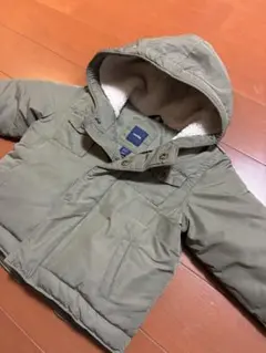 フード付きアウター カーキ オリーブ色