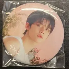 新品　txt ヨンジュン　缶バッジ　ACT TOMORROW