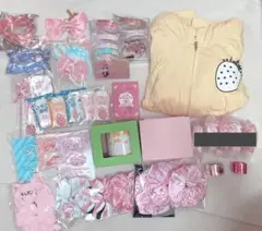 すとぷり　グッズ　さとみくん　莉犬くん　アクリルバングル　シュシュ　Tシャツ