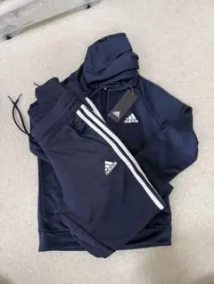 adidas セットアップ　新品