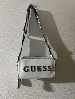 GUESSショルダー