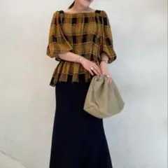 Mila Owen オフショルダー チェックシャツ