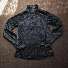 Nike DRI-FIT ジオメトリックハーフジップトップ