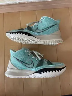 NIKE Kylie7 copa