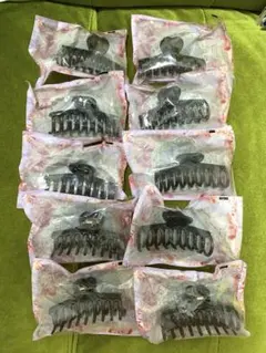【新品】まとめ髪に　♡型ヘアークリップ１０個