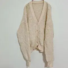 qout ベージュ 長袖カーディガン アイボリー ニット もこもこ セーター