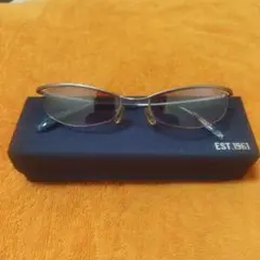 シルバー フレーム サングラス EST.1961