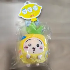 中国限定 MINISO ちいかわ うさぎ パイナップル フルーツ マスコットのサムネイル