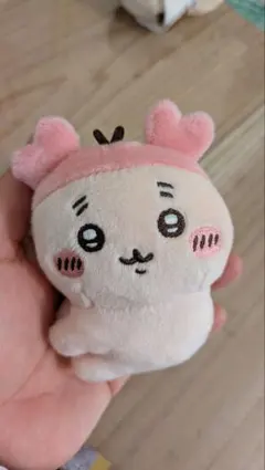 ちいかわ　古本屋　カニちゃん　ぬいぐるみクリップ