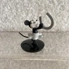 ディズニー チョコエッグ　チョコパーティ　ミニーマウス フィギュア