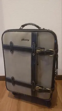 Swany キャリーケース　スーツケース　クラシカルベルト　中型